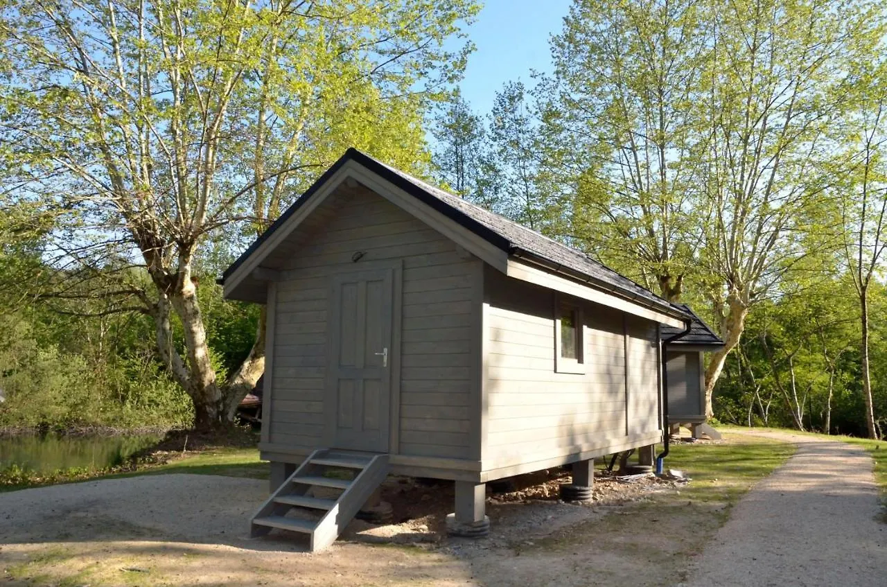 *** Hotel Les Lodges Du Lac Saint-Alban-de-Montbel Frankrijk