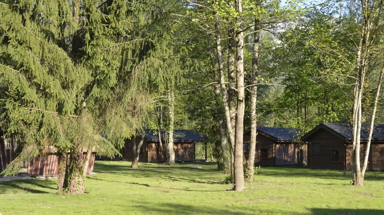 Hotel Les Lodges Du Lac Saint-Alban-de-Montbel